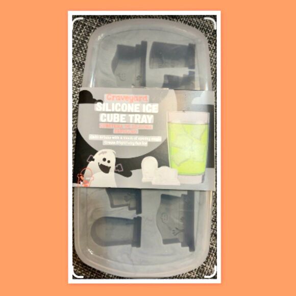 GRAVEYARD Other - Graveyard Silicone Ice Cube Tray ~ New
